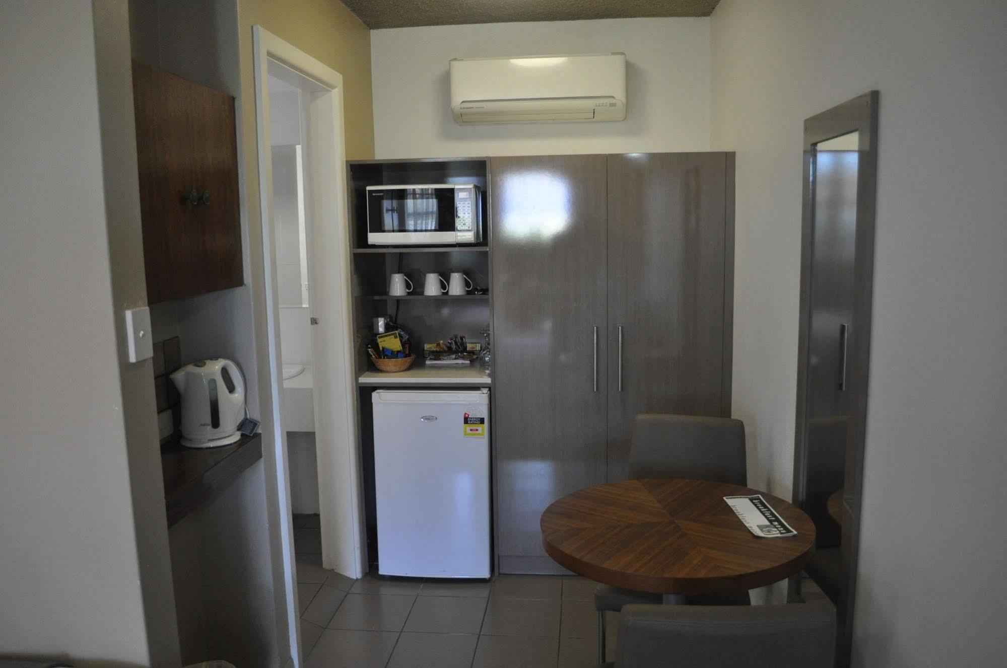 In Town Motor Inn Taree Εξωτερικό φωτογραφία