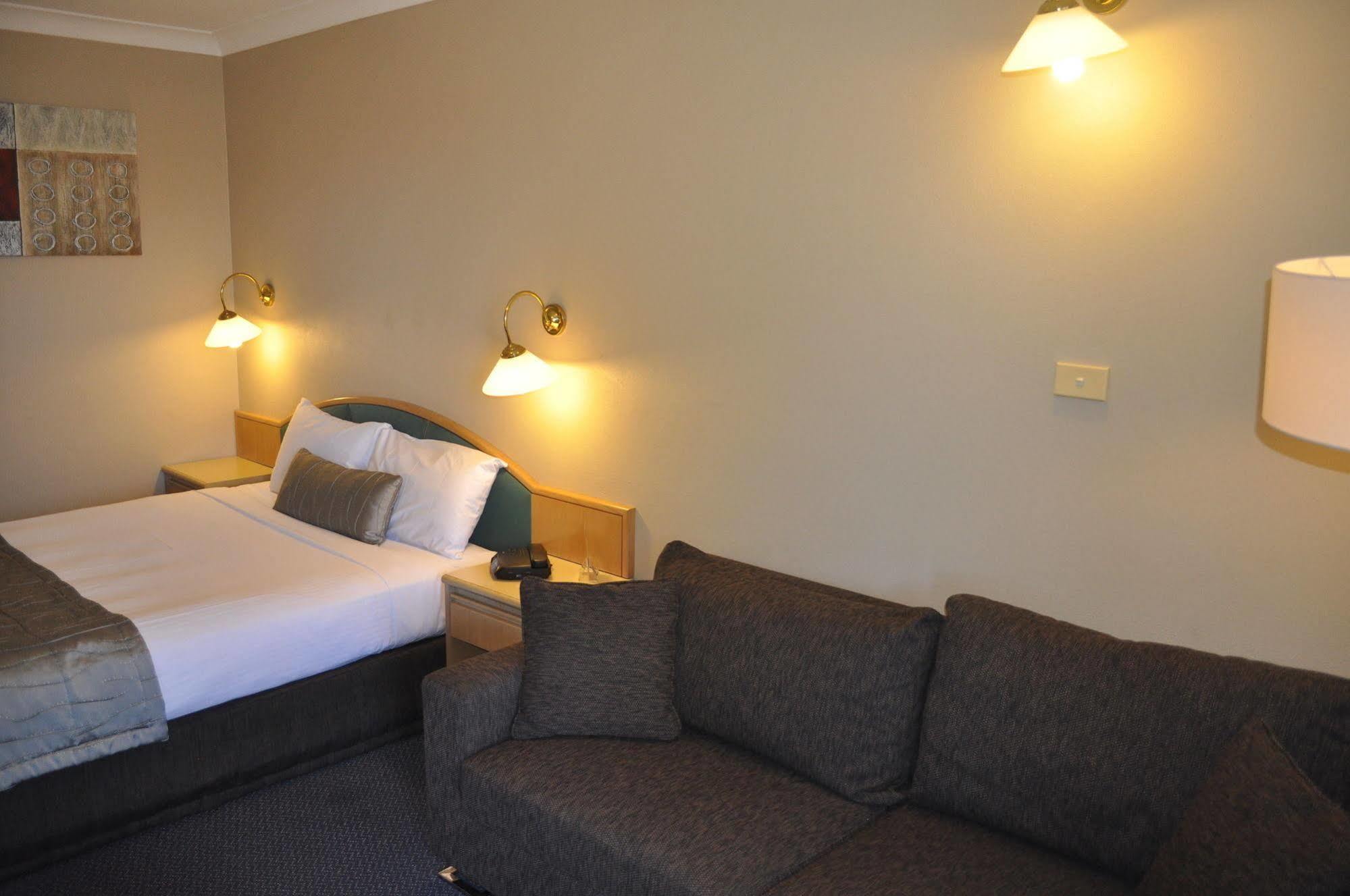 In Town Motor Inn Taree Εξωτερικό φωτογραφία